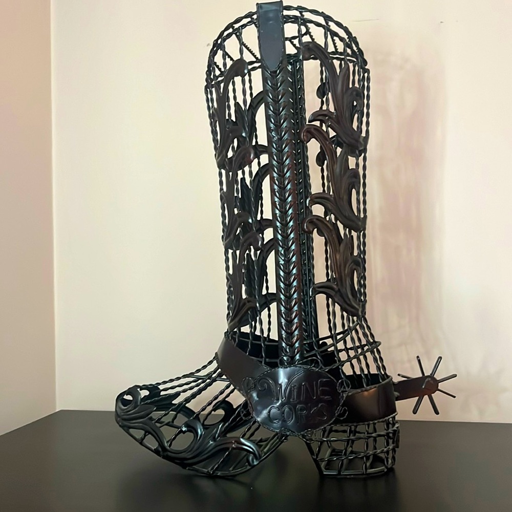 Cowboy Boot Wine Cork Cage 🍷